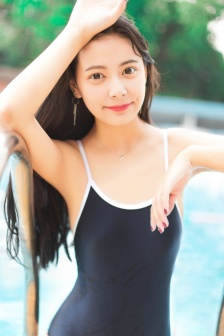 小林瞳